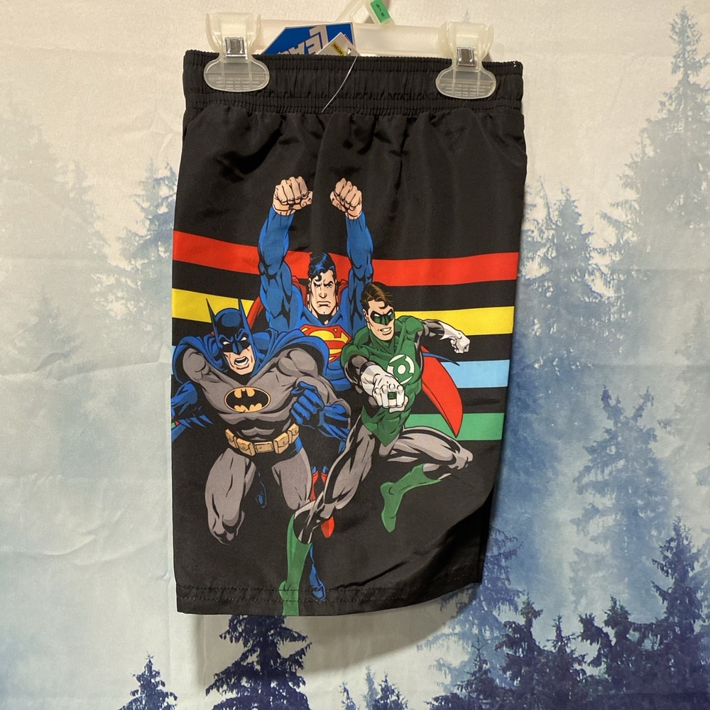 NWT Justice League Superman Batman swim‎ trunk 5 / 6 Green Lantern Boys Netted